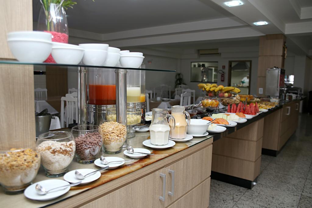 Luz Hotel Pato Branco Kültér fotó